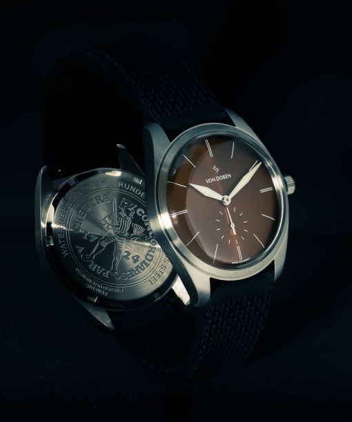 Alternative view of Von Doren Runde - Havana Brown