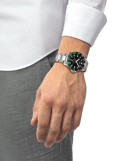 Alternative view of Tissot Seastar 1000 Quartz GMT 40mm - T120.852.11.051.00